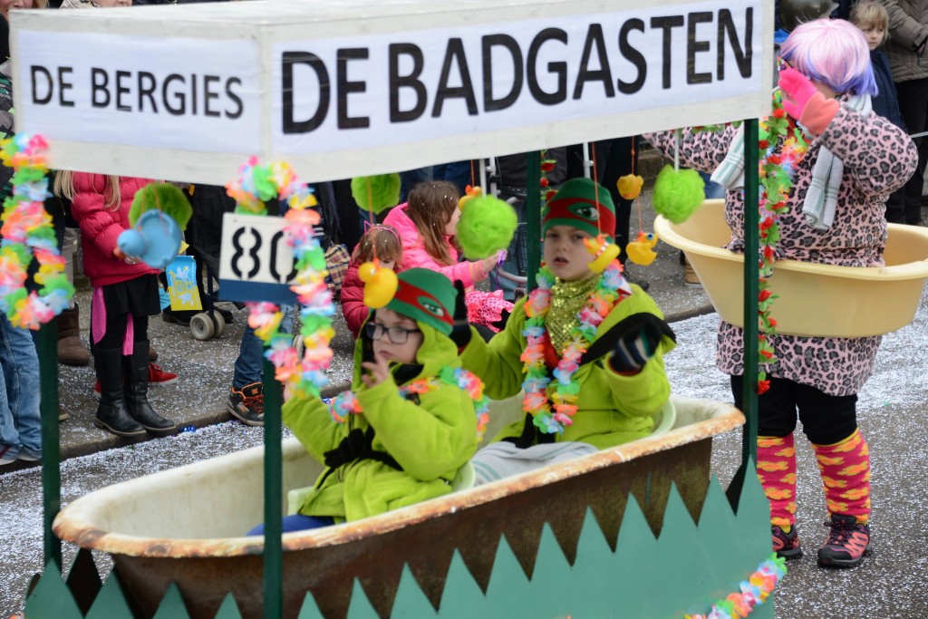 ../Images/Optocht 2015 135.jpg